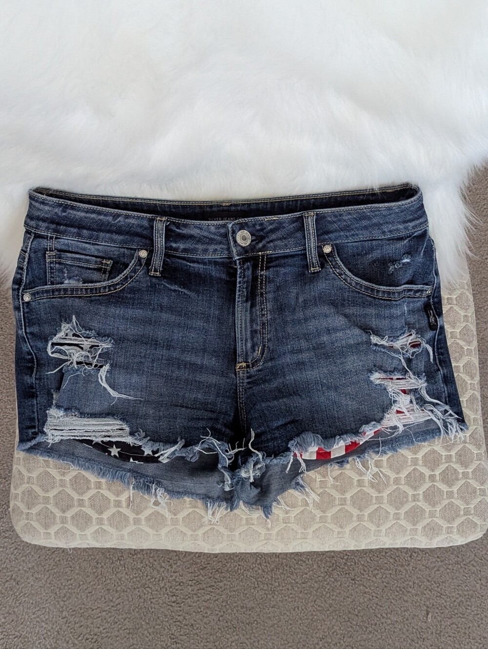 Silver Jeans Distressed Boyfriend Short Stars and Stripes Size 31
